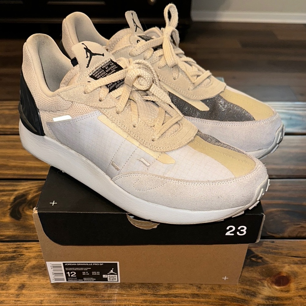 Jordan Granville Pro SP Sz. 12 Beige and Black Sneakers